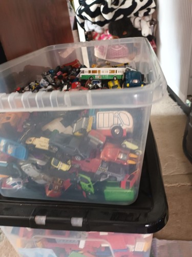 Bulk mixed lot diecast - lot, 1:64